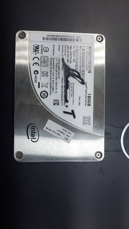 intel 180 gb ssd 0