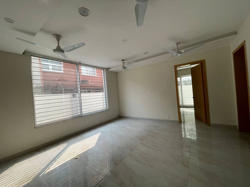 16 Marla House for Rent Available for Commercial use in Gulberg Lahore Near Main Boulevard 4