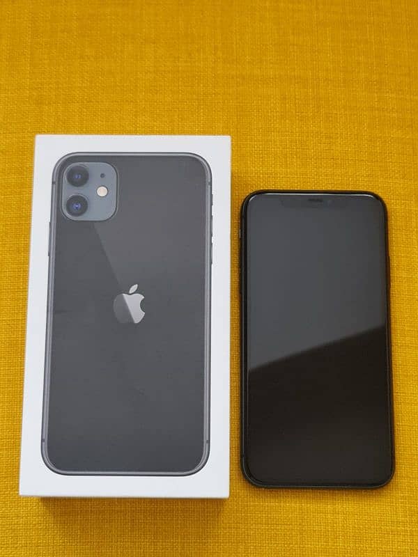 iphone 11 black 64gb PTA approved 2