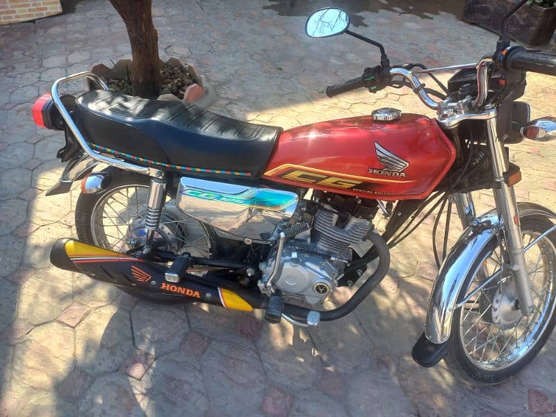 Honda 125 special edition 7