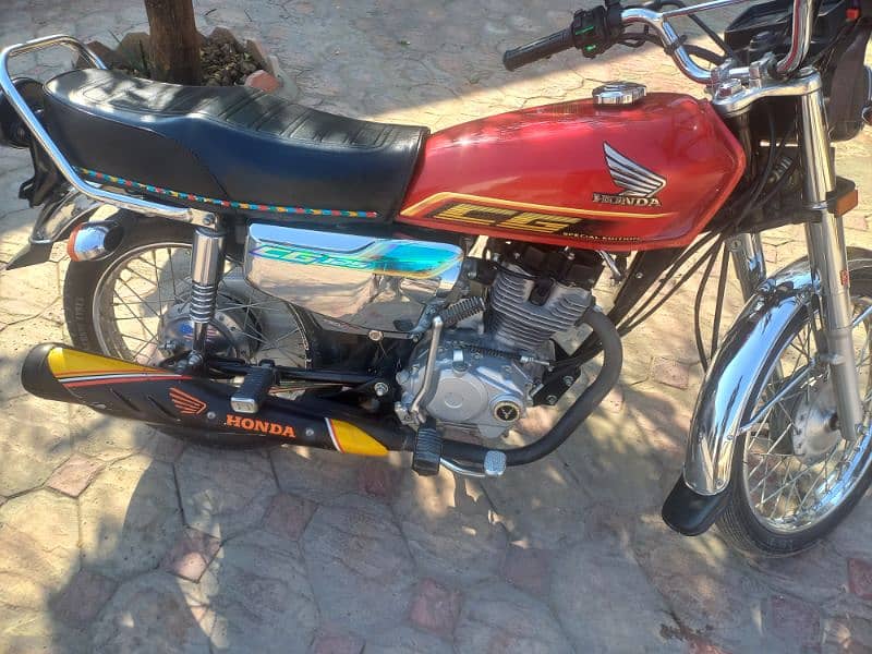 Honda 125 special edition 8