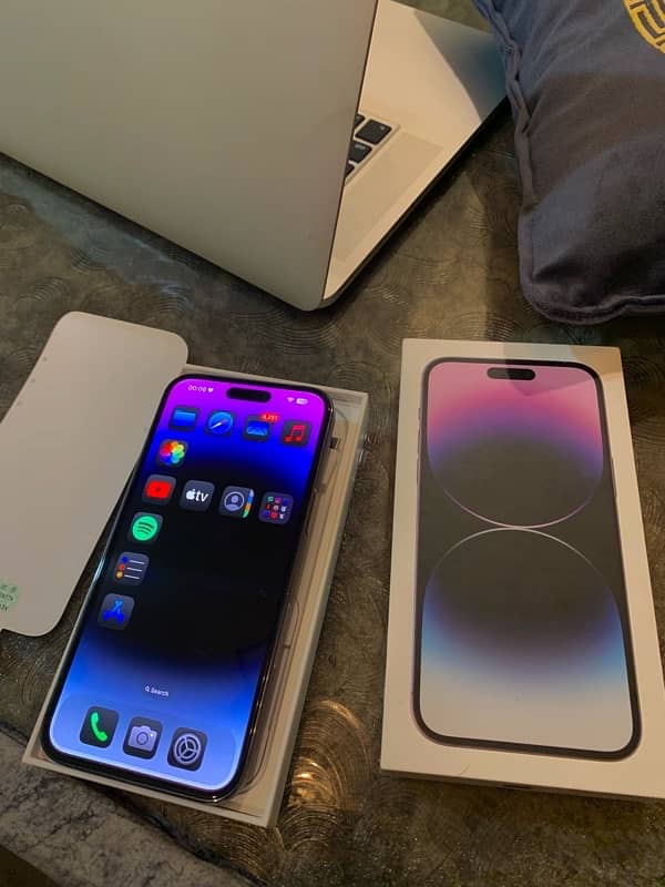 IPhone 14 Pro Max (JV)  LLA model (256gb) With box and all accessories 0