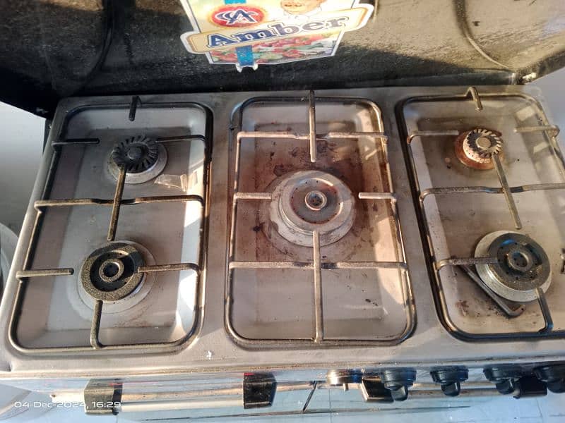 5 burner stove not in used that why sale this 1