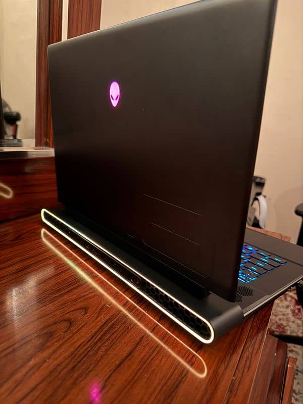 Alienware m16 r1 rtx 4090 5