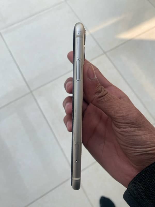 iphone 11 non pta jv 64gb 77bh 1