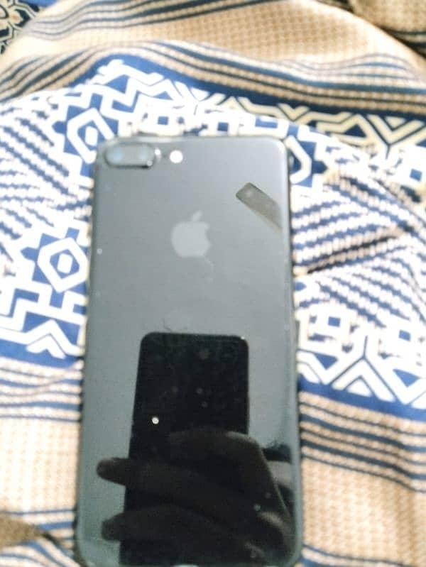 I phone 7 Plus 128 GB 03120517183 1