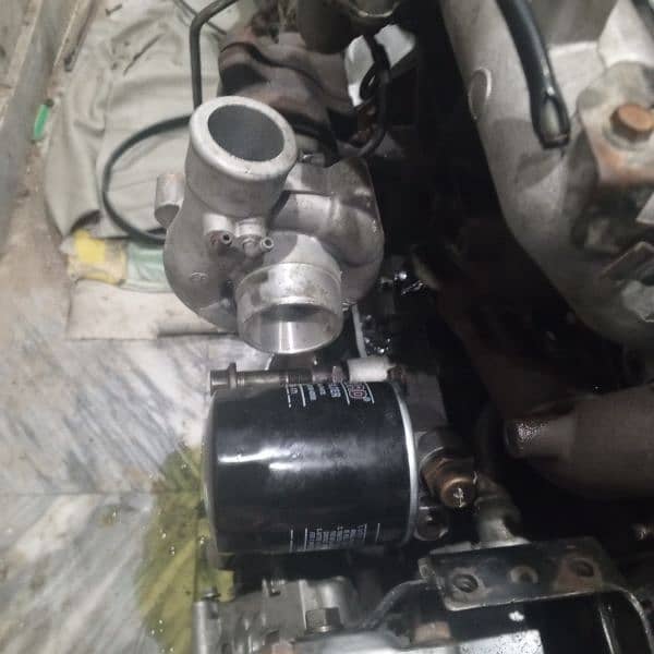 4D56 diesel Pajero engine 3