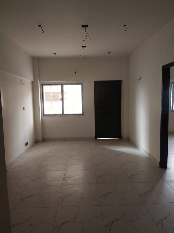 2 Bed D/D Brand New Flats Available For Sale In Royal 8 Icon Different Floors 3