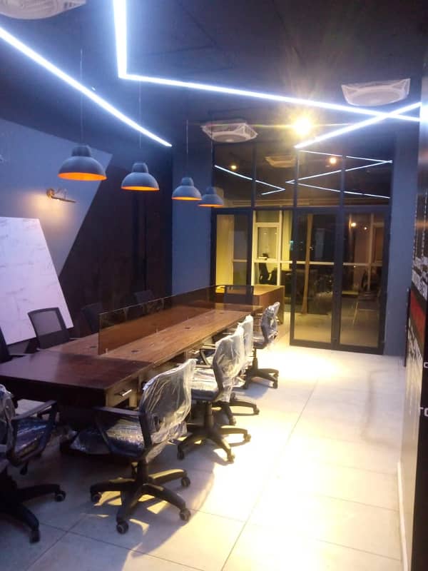 600 Sqft office available for Rent in Gulberg Lahore Near main Boulevard 0