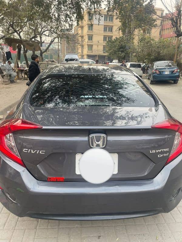 Honda Civic VTi Oriel 2018 total genuine paint not a single scratch 1