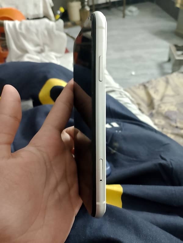 iPhone XR converted non pta 5