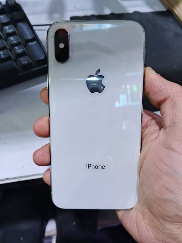 IPHONE X 64GB OFFICIAL PTA APPROVED BATTERY AND PANEL CHANGE 0