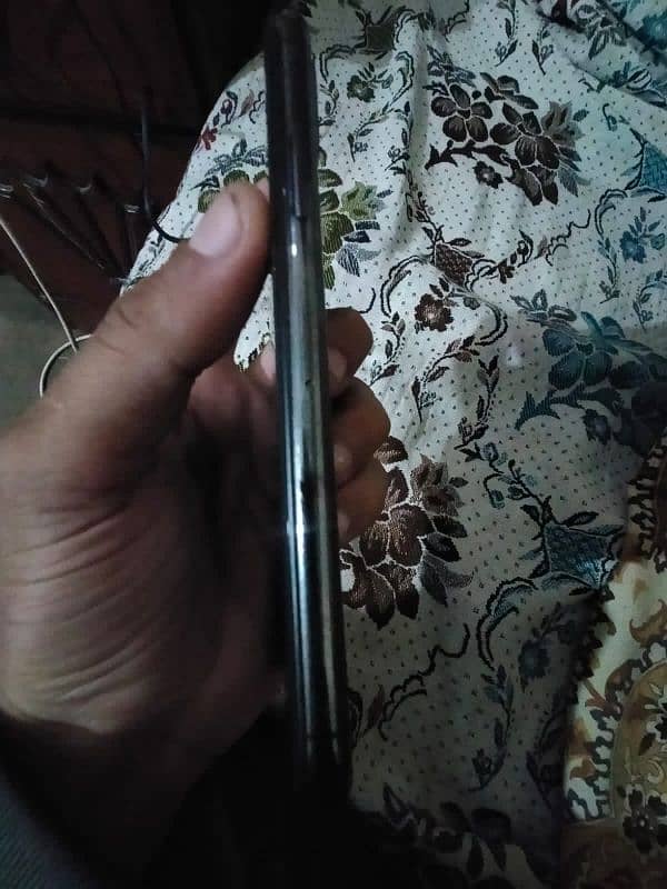 Urgent sale /  IPHONE X 256 GB / Condition 10 by 10 /  Non pta 5