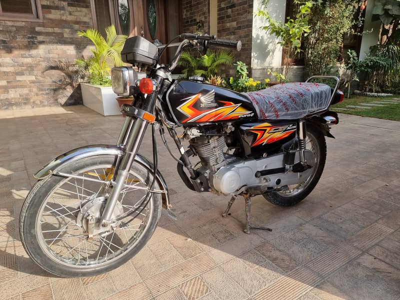 Honda CG 125 2021. Excellent Condition 2