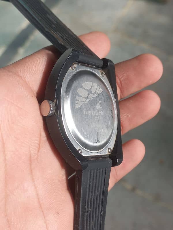 men watch for sell 2