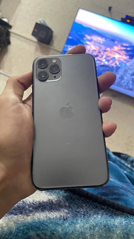 Iphone 11 pro PTA 1