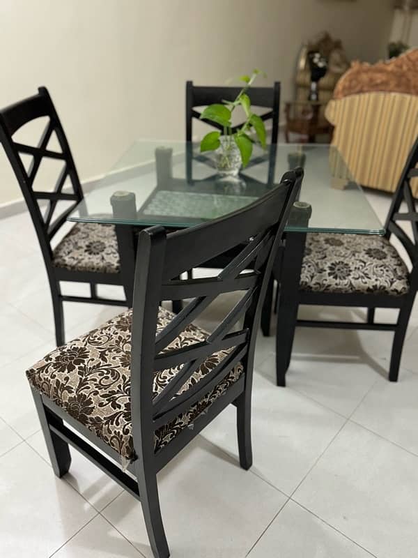 4 seater dining table set 3