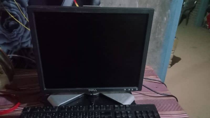 Dell PC only 14000/ urgent sale 9