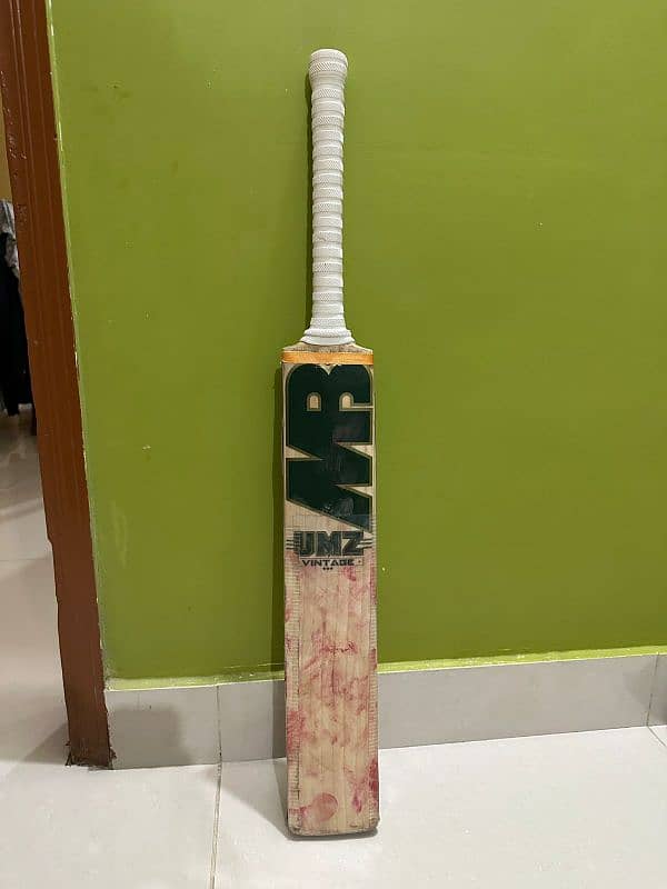 mb malik original bat 2