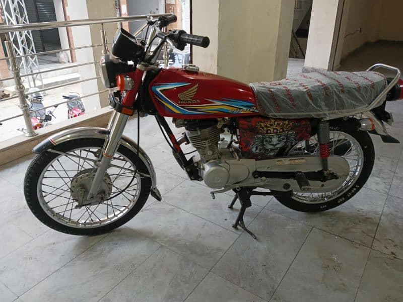 Honda 125 2018 model  Attock number 1