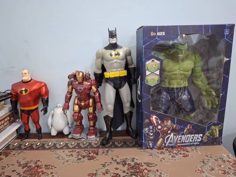 Batman, Hulk and other action Figures 0