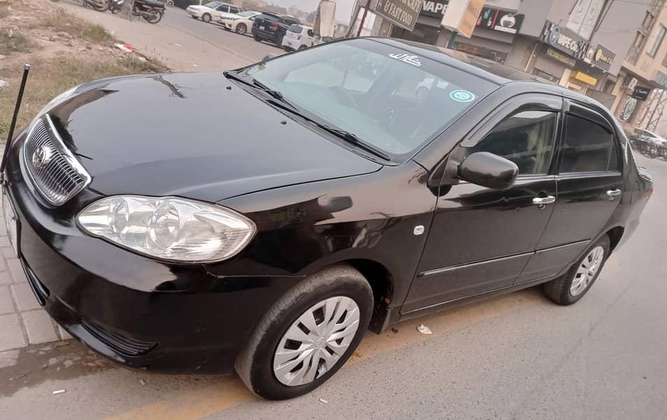 HOME USED TOYOTA COROLLA SE SALOON VERY NEAT & CLEAN 0300 9659991 3