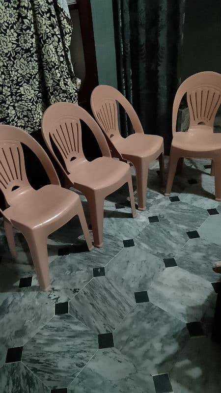 4 chairs new style 1