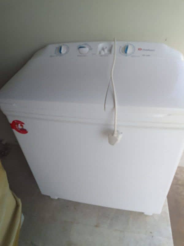 Dawlance Washing Machine In Prime Condition 1