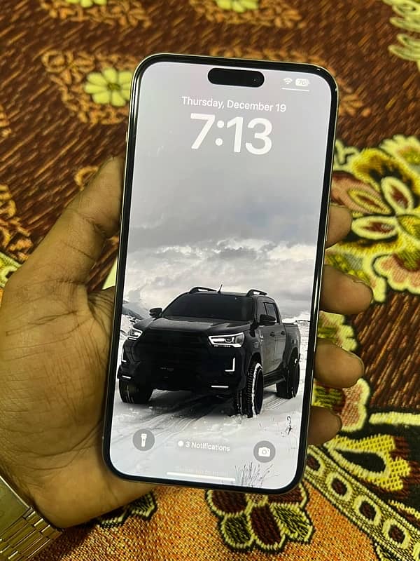 iPhone 15 Pro Max  / 256GB / Non Pta 3