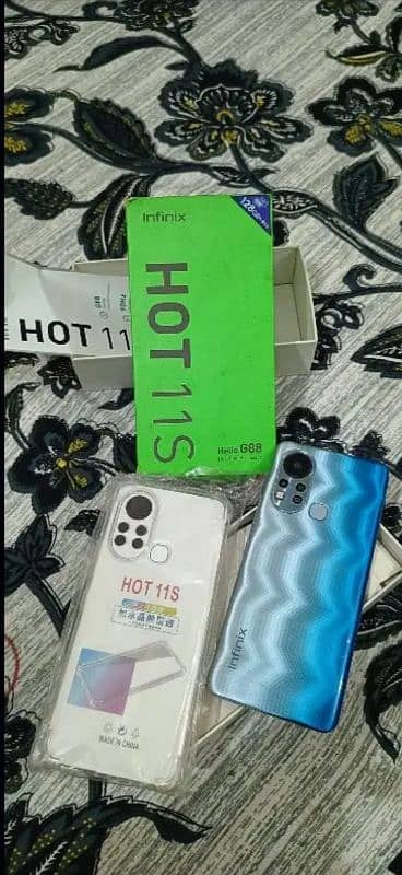 Infinix Hot 11S 6gb ram 128gb strorge almost new phone 0