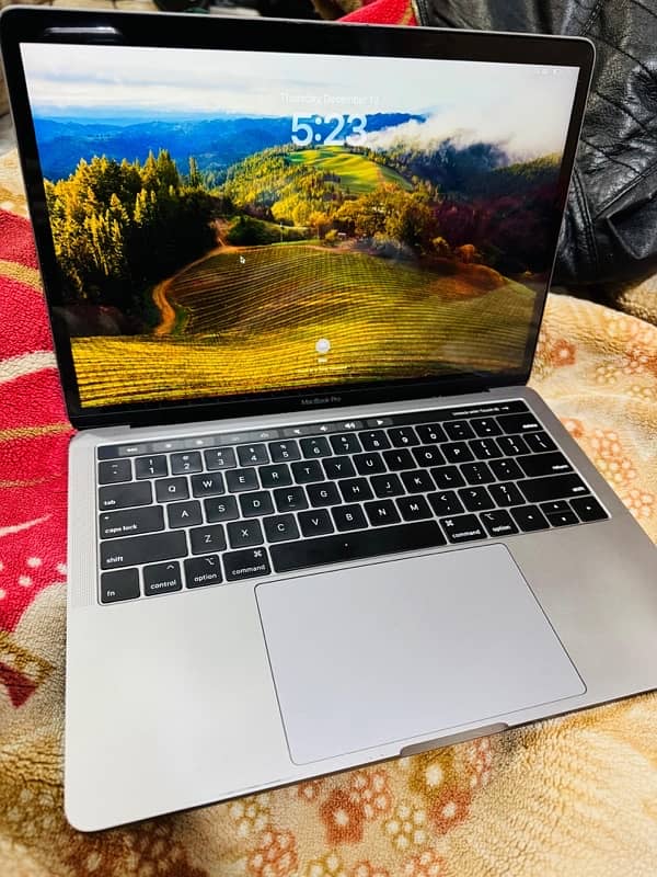 MacBook Pro 2018 13 inches 5