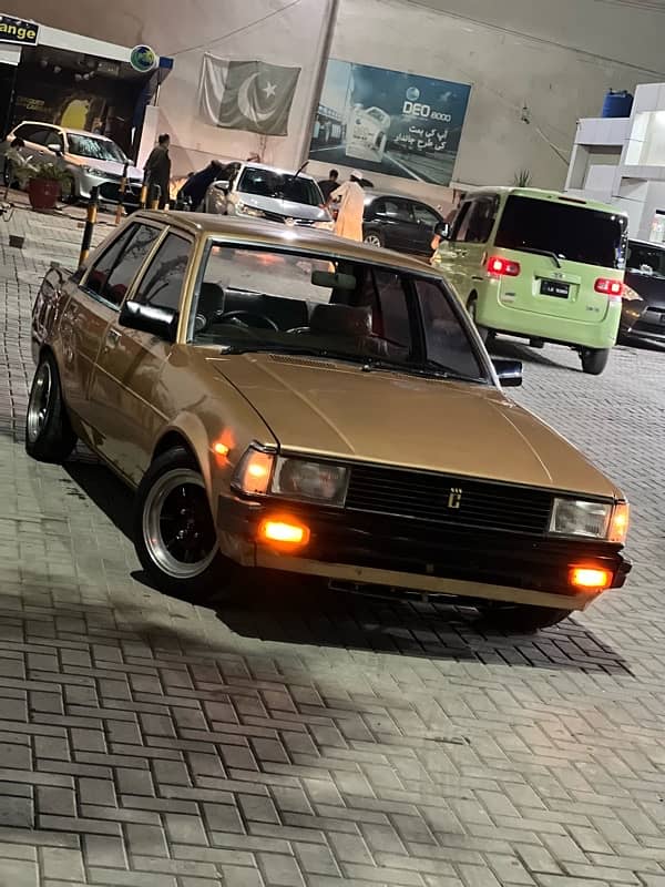 Toyota Corolla XE 1982 2