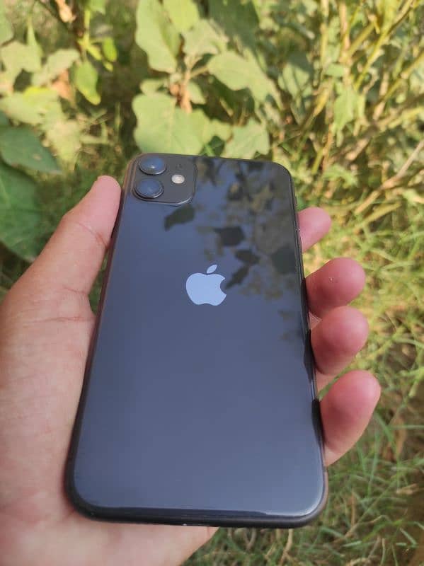 iphone 11 for sell 64Gb battery health 82 original 0