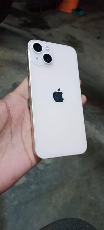 iPhone 13 1