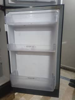 Dawlance Refrigerator model 9150 LF GD burgebty