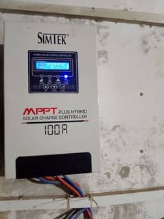 Simtek 100 Amp MPPT Controller