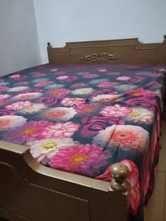 Queen Size Wooden Bed for Sale