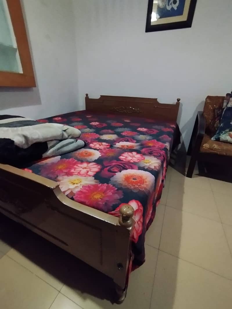 Queen Size Wooden Bed for Sale 1