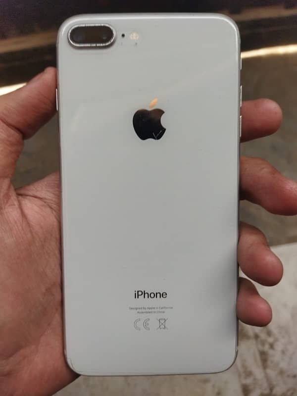 IPhone 8 Plus (Exchange Possible) 0