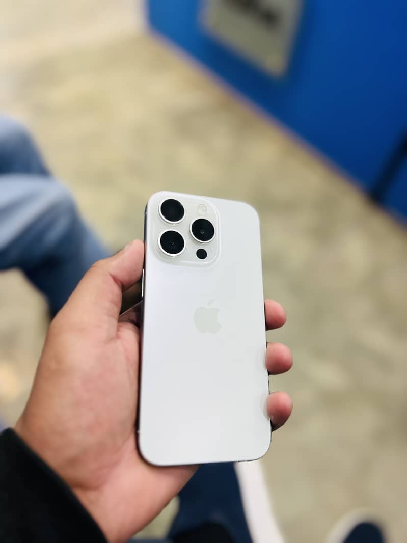 iPhone 15 pro 1