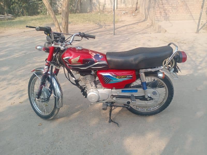 Honda 125 2024 3