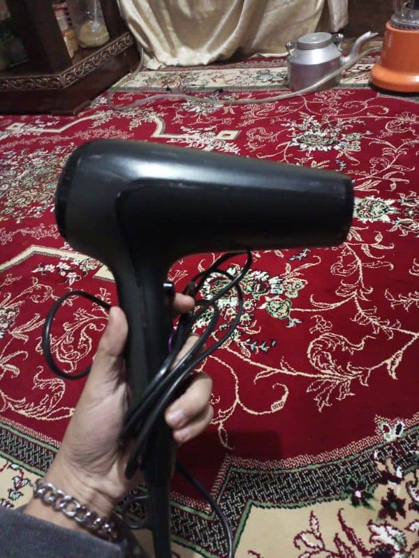 Hair Dryer 0