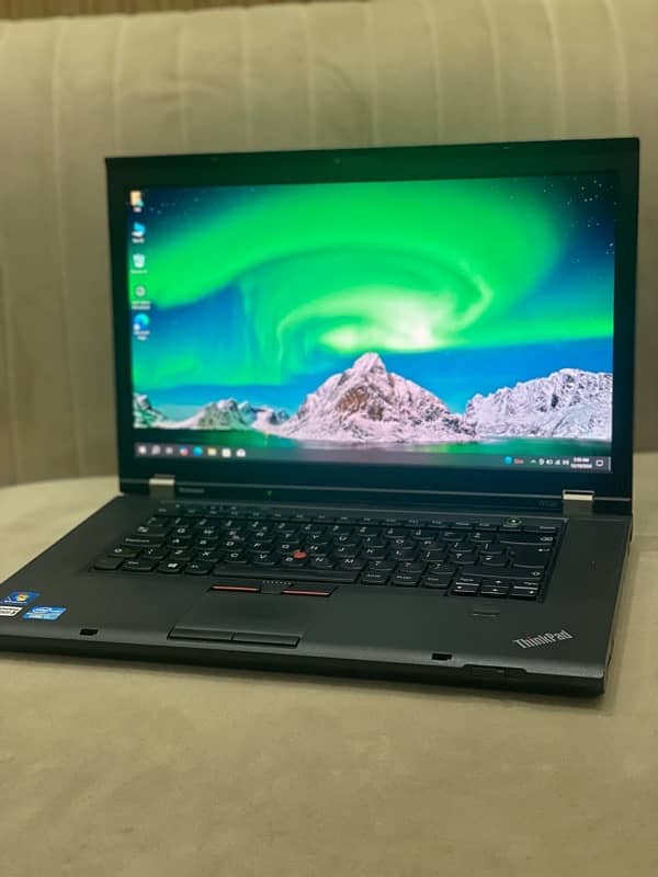 Lenovo W530 i7 3rd generation QM processor with 2gb Nvidia card 1