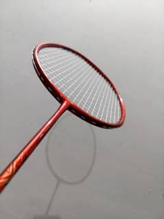 Li-Ning AXFORCE 80 badmiton racket.