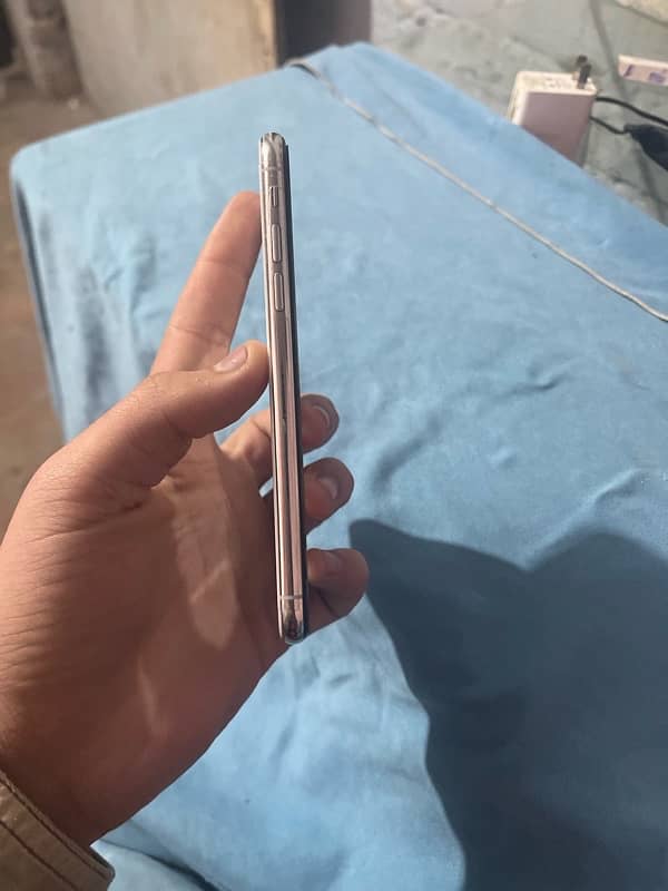 iPhone X pTA 256gb 9