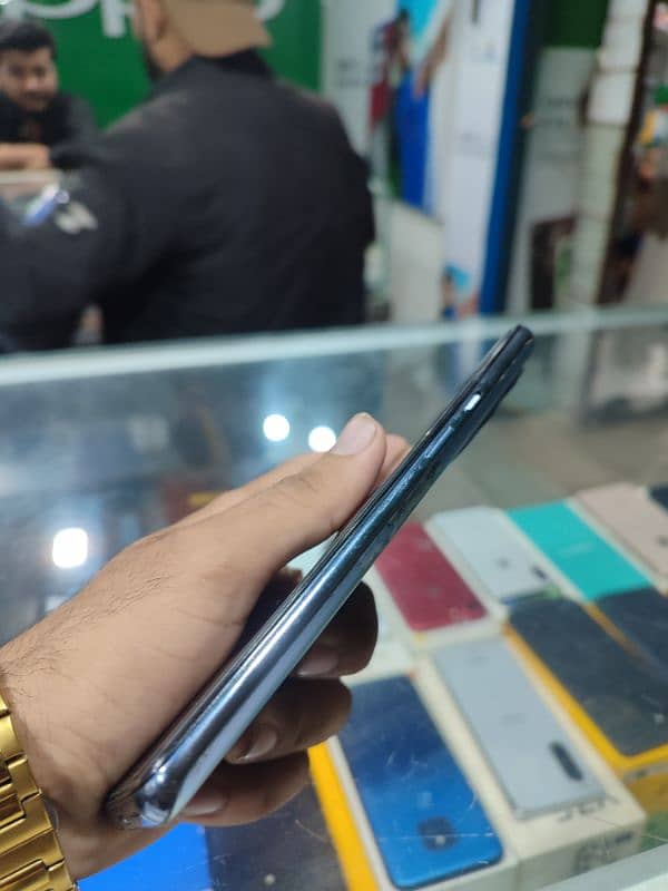 OnePlus 9 panel ma line ha 3