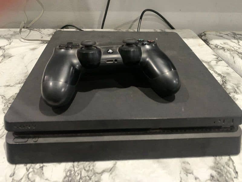 ps4 slim with 5 games 2