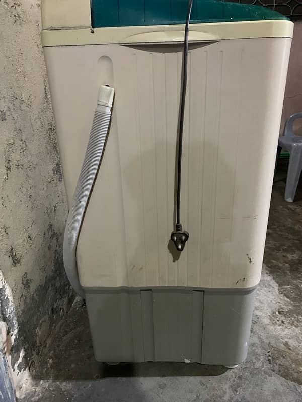 Haier Full Size Washing Machine 1