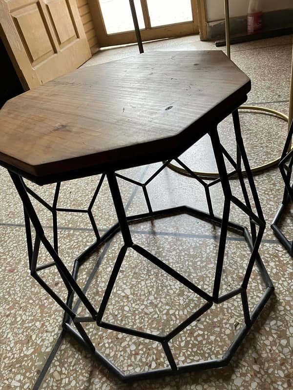 Modern Stylish Side Table 2