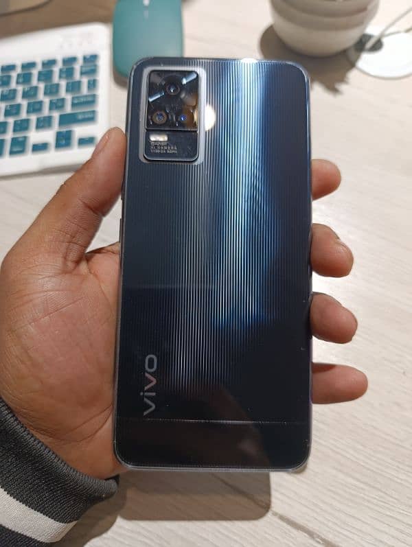 Vivo v21e for gaming and Selfie lover Best camera phone ever 0